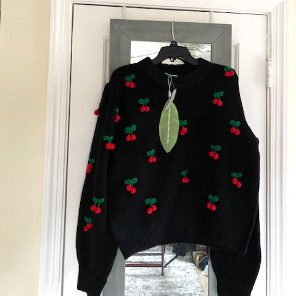 FARM Rio Crochet Cherry Pullover Sweater - Picture 8 of 12